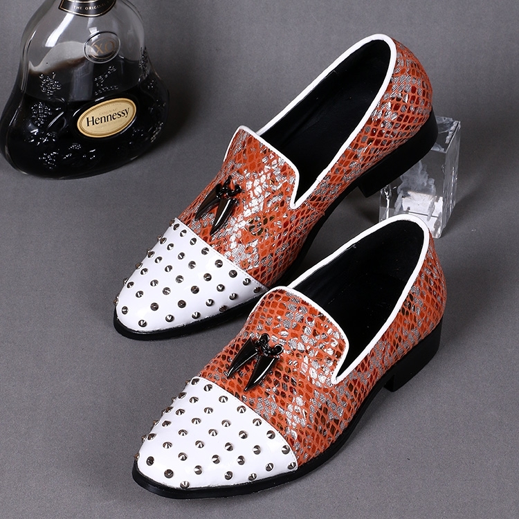 2020 Gold Luxo Craving Superstars Sequins, Banque Wedding Sliver in Rivets, Men's Shoes, Moccasins. Zshy, The picture
2020 Gold Luxo Craving Superstars Sequins, Banque Wedding Sliver in Rivets, Men's Shoes, Moccasins. Zshy, The picture