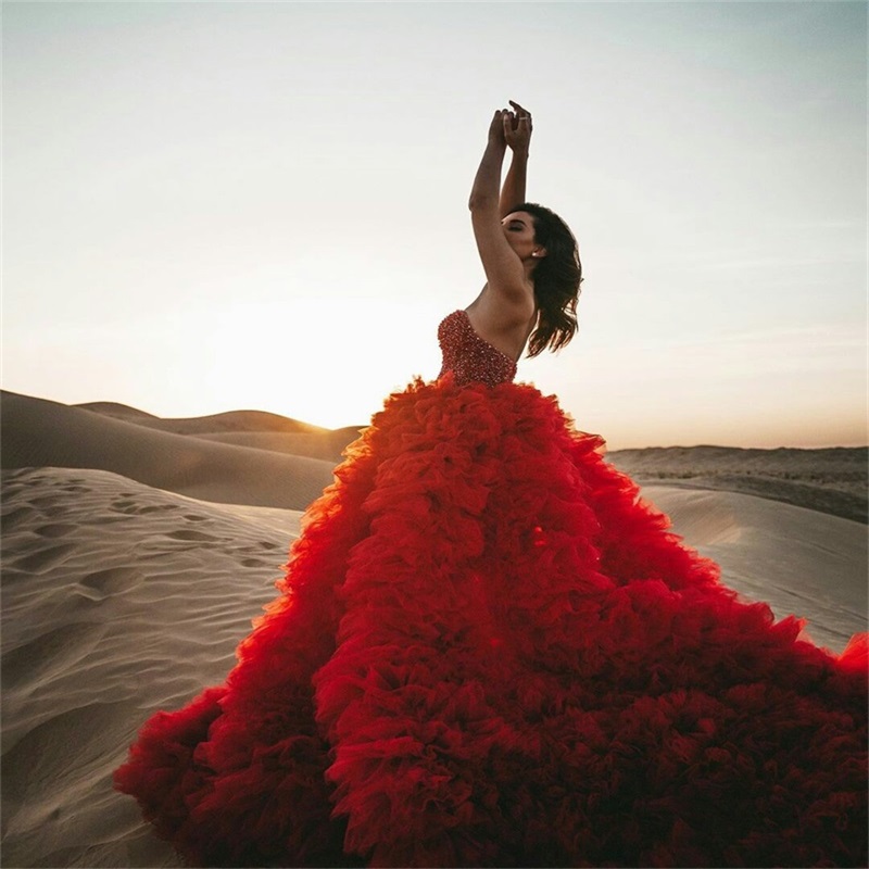 Red Chic Evening Dresses Sexy Side Split Sweetheart Ruffles A Line Prom Dresses Bling Sequins Crystal Custom Made Formal Party Gown