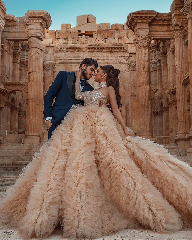 2021 Champagne Wedding Dresses Sweetheart Sequined Top Ruffle Sweep Train Custom Made Bridal Gowns vestido de novia