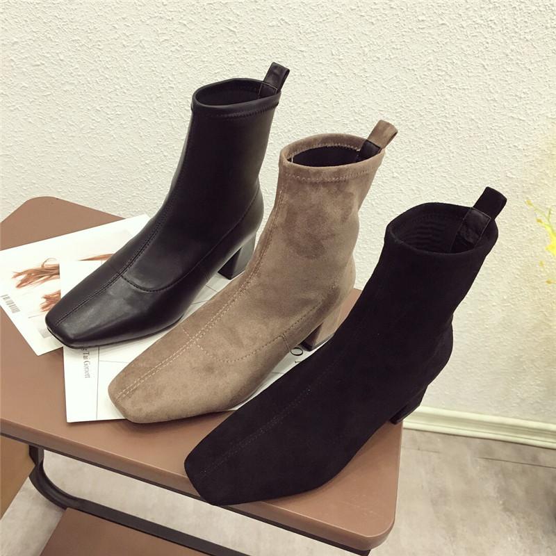 Black boots female suede square head stretch socks short boots female thick with the fall and winter new fashion stovepip, 5-plus velvet
Black boots female suede square head stretch socks short boots female thick with the fall and winter new fashion stovepip, 5-plus velvet
