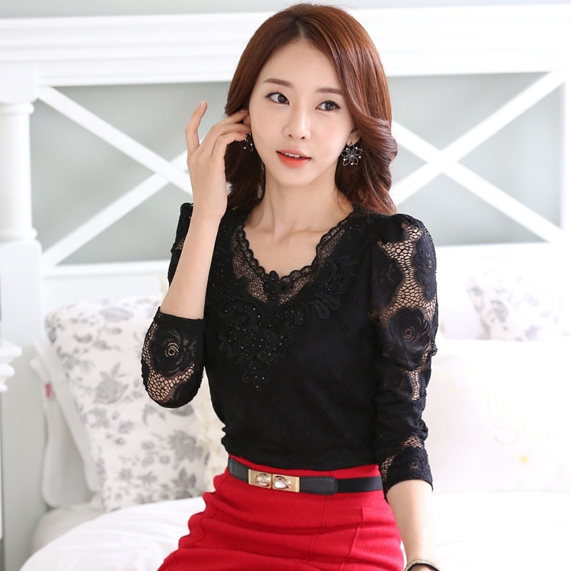 6XL Hollow Out Lace Blouse Elegant Shirt Ladies Tops Crochet Long Sleeve Embroidery Patchwork Women Blouses Tops White DF2753 201125