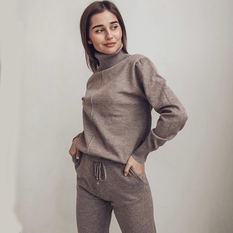 Fashion Women suit track costume 2 pieces sets Autumn winter turtleneck pullovers and long knitted pants knitted suits 201119, Pink
Fashion Women suit track costume 2 pieces sets Autumn winter turtleneck pullovers and long knitted pants knitted suits 201119, Pink