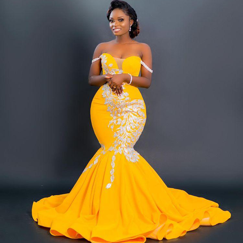 Off Shoulder Women Satin Evening Dresses Gold Mermaid Custom Made Sequined Lace Appliques Prom Gowns Plus Size