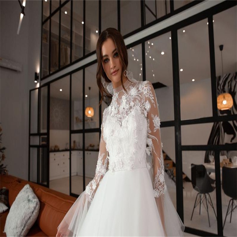 Princess Design A Line Wedding Dresses High Neck Long Sleeves Appliqued Lace Beach Bridal Gowns Custom Made Ruched Tulle Robes De Mariee