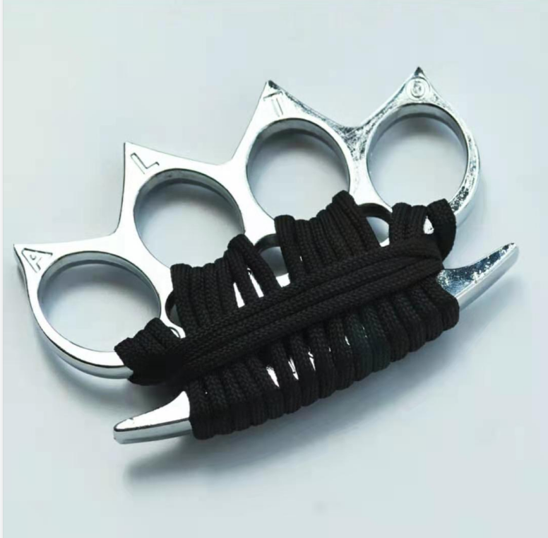 Glass fiber finger tiger four finger self-defense weapons will hand in hand buckle tiger finger fist button self-defense fighting supplies07
Glass fiber finger tiger four finger self-defense weapons will hand in hand buckle tiger finger fist button self-defense fighting supplies07