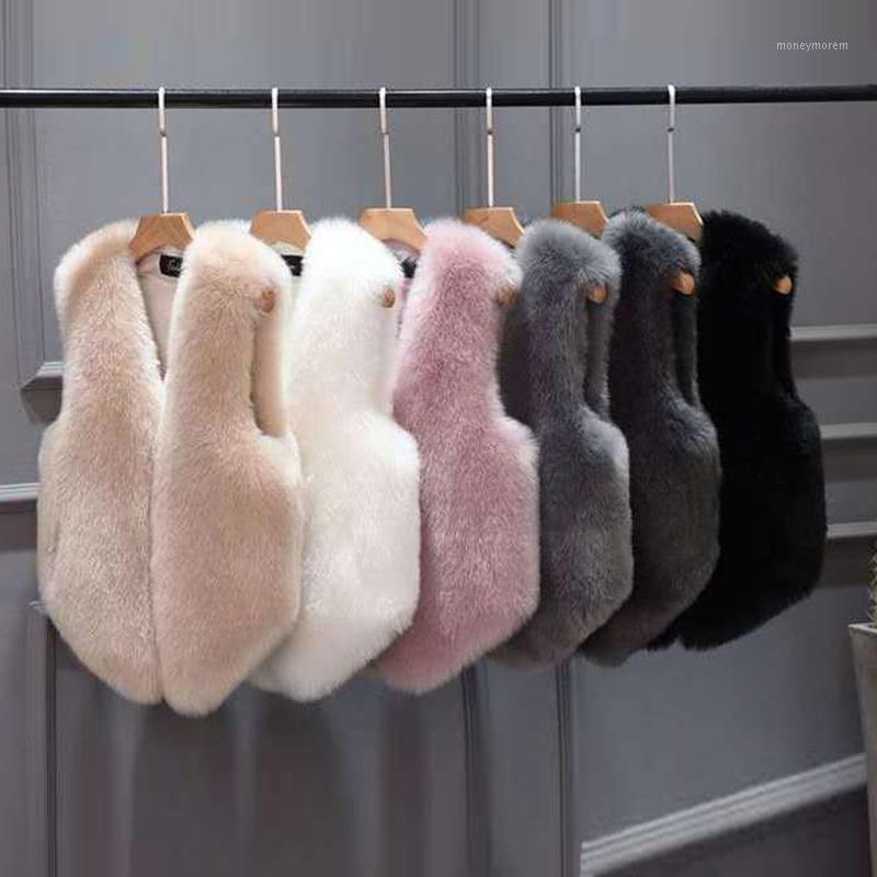 Fashion Faux Fur Vest Outerwear Women 2020 Casual Street Wear Fur Jacket Short Waistcoat Female V Neck Sleeveless Furry Coat1, White 
Fashion Faux Fur Vest Outerwear Women 2020 Casual Street Wear Fur Jacket Short Waistcoat Female V Neck Sleeveless Furry Coat1, White