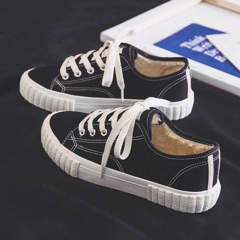 Fashion Warm Flat Shoes Women 2020 Winter New Solid Casual Comfortable Breathable Canvas Shoes Plush Wild Classic Female Shoes #674c
Fashion Warm Flat Shoes Women 2020 Winter New Solid Casual Comfortable Breathable Canvas Shoes Plush Wild Classic Female Shoes #674c