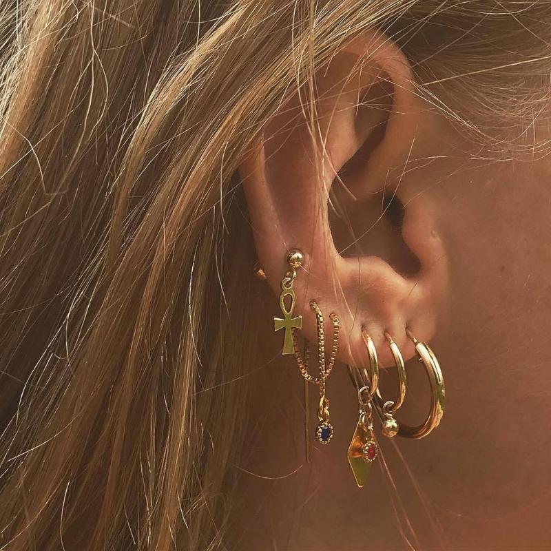 New Winter Stud Earrings for Women Clip-on Earrings Set Rhinestone Lovely Tassels Style Jewelry for Women Cute Earring Clip 188
New Winter Stud Earrings for Women Clip-on Earrings Set Rhinestone Lovely Tassels Style Jewelry for Women Cute Earring Clip 188