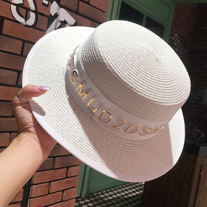 2020 New British Style Straw Hat Sun Protection Sunshade Concert Men and Women Three-dimensional Letter Flat Brim Fedora Hat
2020 New British Style Straw Hat Sun Protection Sunshade Concert Men and Women Three-dimensional Letter Flat Brim Fedora Hat