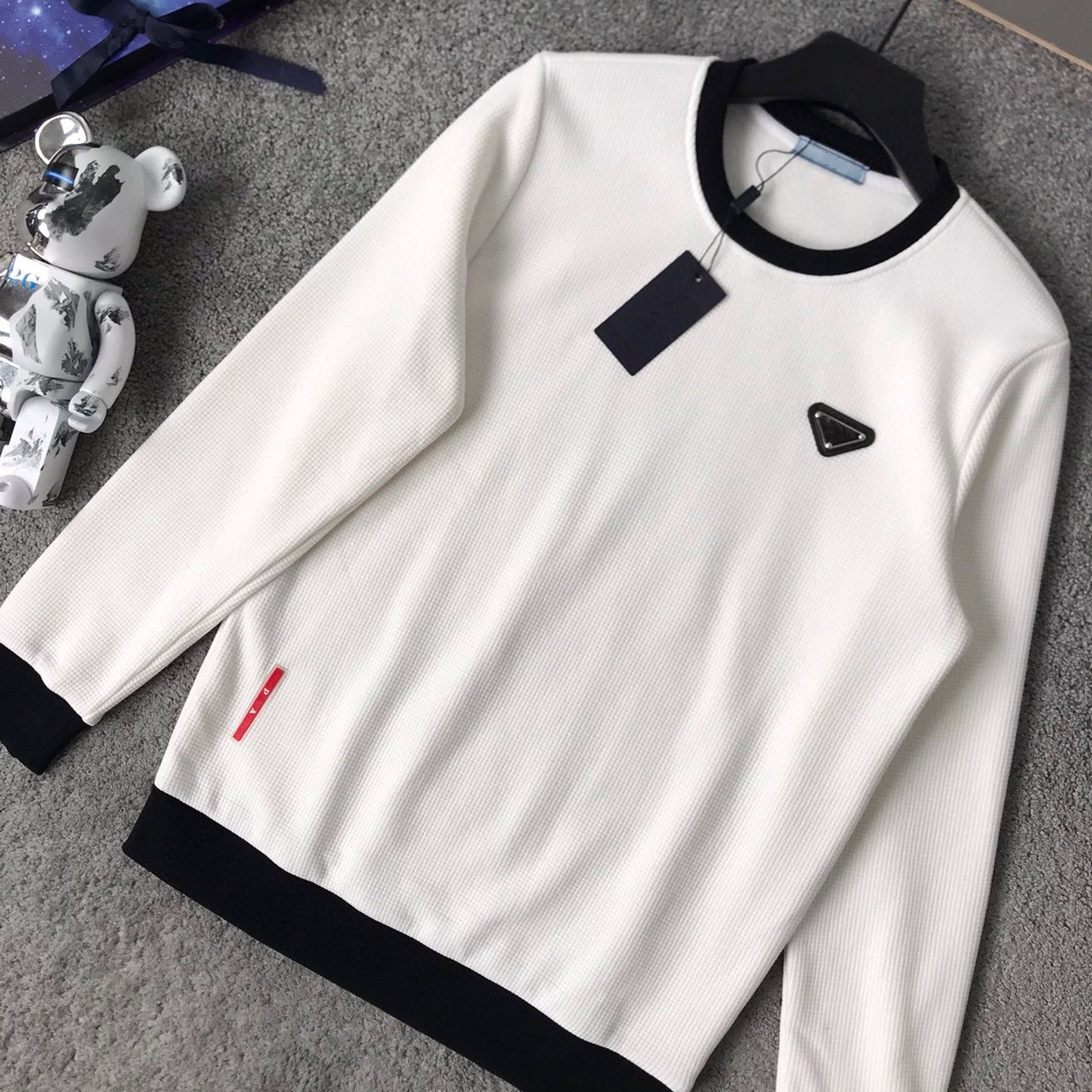 HOT Hoodies Mens Womens Top Quality Long Sleeve O neck Pullover Sweaters Casual Brands Designer Sweatshirt Jumper Couple Clothing -3XL
HOT Hoodies Mens Womens Top Quality Long Sleeve O neck Pullover Sweaters Casual Brands Designer Sweatshirt Jumper Couple Clothing -3XL