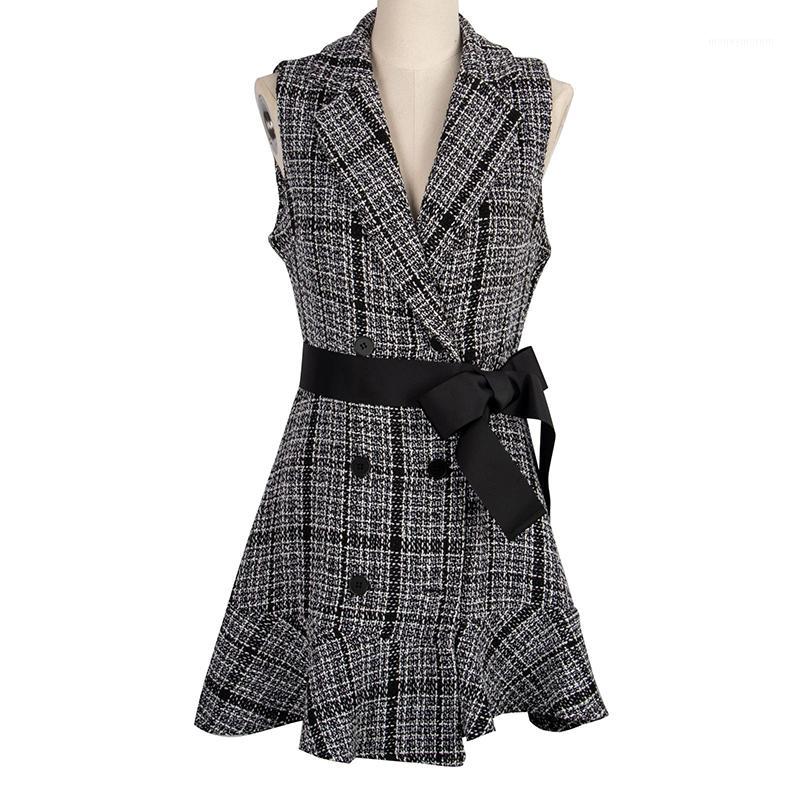 Autumn Winter Korean Women' Plaid Dress Fashion Double Breasted Sleeveless Slim Mini Dress Elegant Ladies Office1
Autumn Winter Korean Women' Plaid Dress Fashion Double Breasted Sleeveless Slim Mini Dress Elegant Ladies Office1