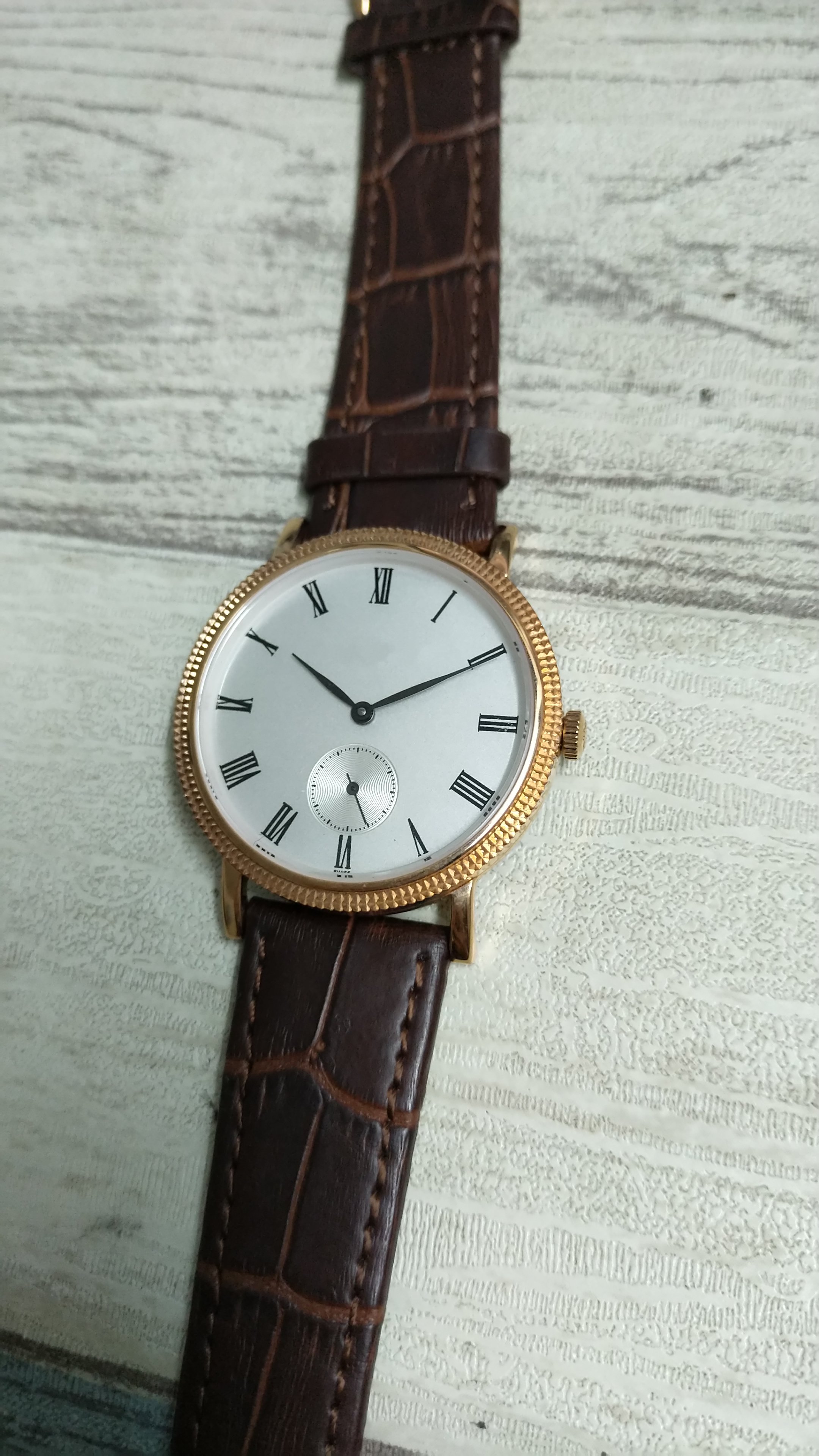 Hot sale high quality classic watch Mechanical Hand wind movement watch for man woman wrist watch stainless steel mechanical watches 008, Rose gold
Hot sale high quality classic watch Mechanical Hand wind movement watch for man woman wrist watch stainless steel mechanical watches 008, Rose gold
