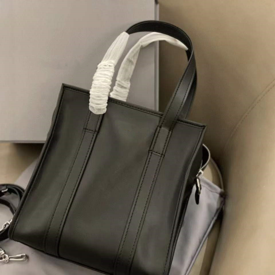 2021 new high quality tote shopping bag messenger bags women handbag, I need see other product
2021 new high quality tote shopping bag messenger bags women handbag, I need see other product