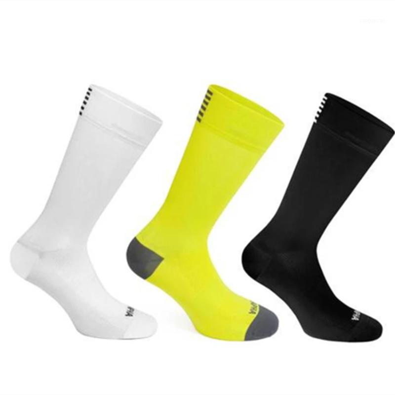 Bmambas Sport Socks Breathable Road Bicycle Socks High Knee Outdoor Sports Racing Cycling1, Black
Bmambas Sport Socks Breathable Road Bicycle Socks High Knee Outdoor Sports Racing Cycling1, Black