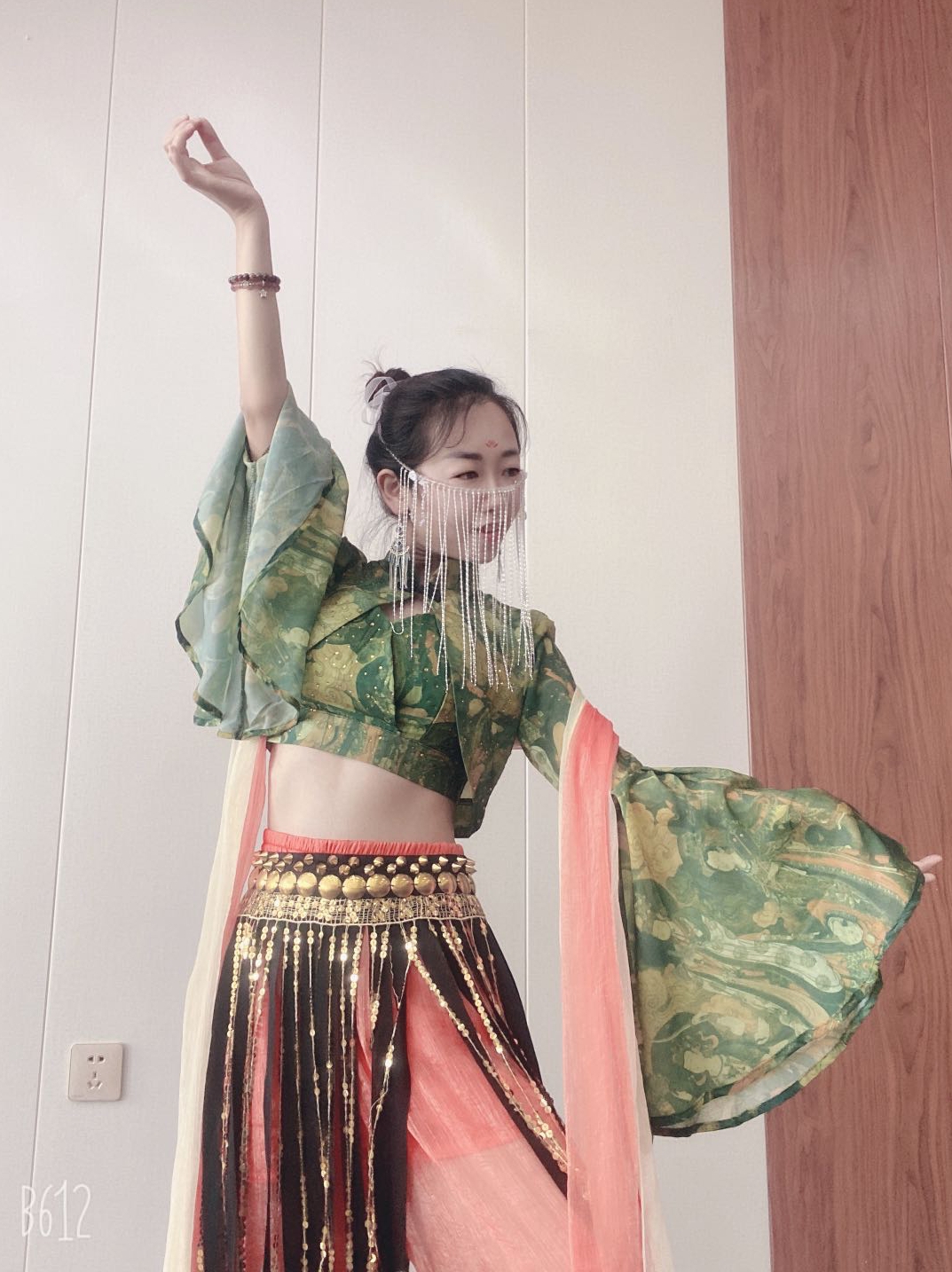 Hanikizi Ethnic Dance Costume dream Dunhuang flying fairy dance performance Outfit exotic style ancient China costume hanfu