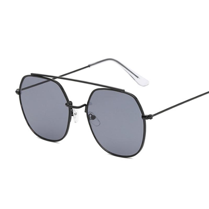 Sunglasses Fashion Vintage Square Women Brand Designer Big Frame Sun Glasses Female Metal Retro Ocean Mirror Lentes De Sol Mujer
Sunglasses Fashion Vintage Square Women Brand Designer Big Frame Sun Glasses Female Metal Retro Ocean Mirror Lentes De Sol Mujer