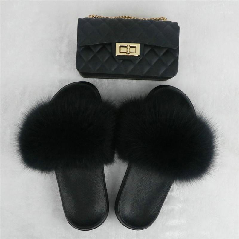 100%Fur Wommens Fashion Slippers New Real Fur Slippers Summer And Autumn Indoor Top Quality1
100%Fur Wommens Fashion Slippers New Real Fur Slippers Summer And Autumn Indoor Top Quality1
