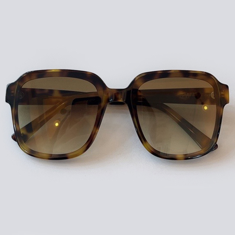 2021 New Fashion Brand Sunglasses Women with Box Luxury Female Big Sun Glasses Uv400 Lentes De Sol Mujer Vyfl
2021 New Fashion Brand Sunglasses Women with Box Luxury Female Big Sun Glasses Uv400 Lentes De Sol Mujer Vyfl