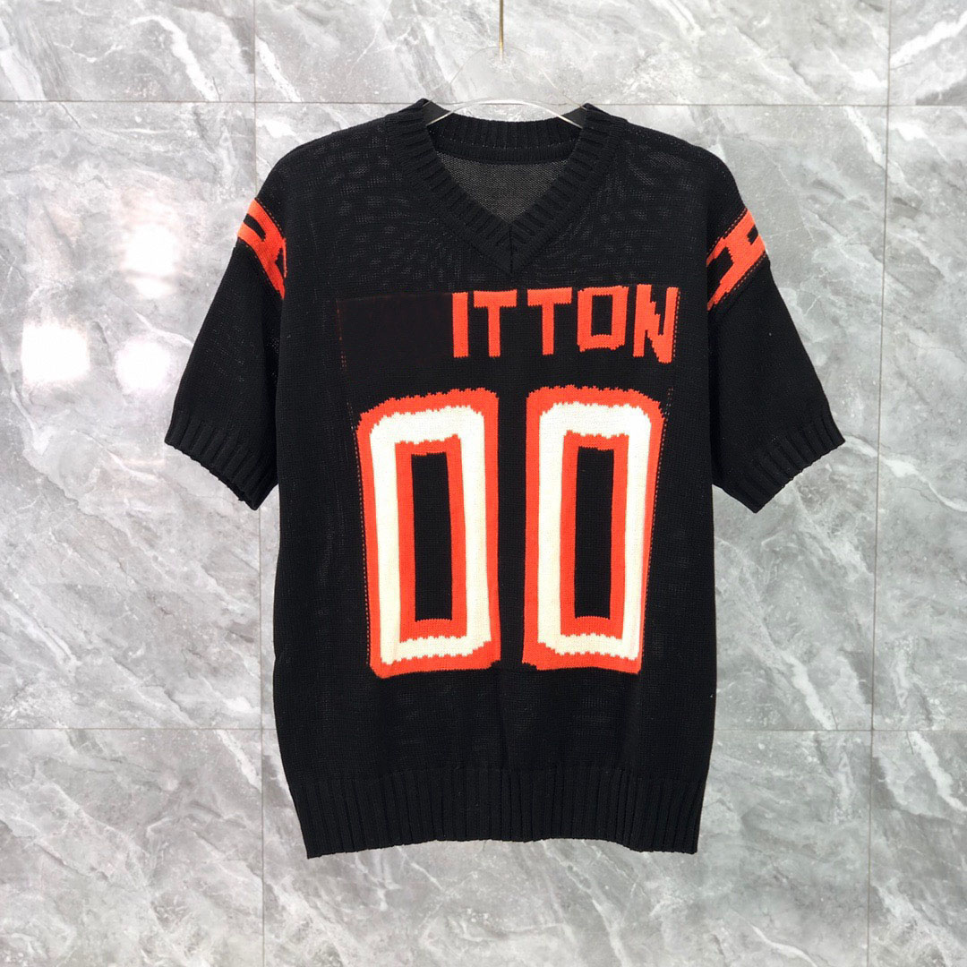 2022ss New men shirt spring and summer new Hoodies high grade cotton printing short sleeve round neck panel T-Shirt Size: m-l-xl-xxl-xxxl Color: black white P-130
2022ss New men shirt spring and summer new Hoodies high grade cotton printing short sleeve round neck panel T-Shirt Size: m-l-xl-xxl-xxxl Color: black white P-130