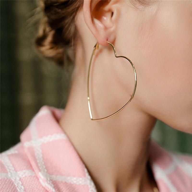 Hoop & Huggie Big Earrings Sexy Accessories Fashion Exaggerated Large Ear Jewelry Smooth Heart For Women Girl's
Hoop & Huggie Big Earrings Sexy Accessories Fashion Exaggerated Large Ear Jewelry Smooth Heart For Women Girl's