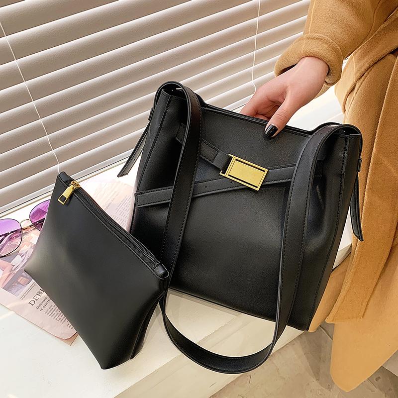Designer Soft Leather Shoulder Cross Body Bag Woman Fashionable Purses and Handbags Luxury Satchel Hand Bag Sac A Main Bolso New, Black
Designer Soft Leather Shoulder Cross Body Bag Woman Fashionable Purses and Handbags Luxury Satchel Hand Bag Sac A Main Bolso New, Black