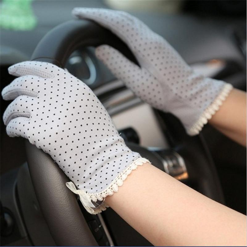 1Pair New Women's Driving Slip-resistant Sunscreen Cotton Golves Fashion Summer/Autumn Female Sun Protection Non-slip Glove
1Pair New Women's Driving Slip-resistant Sunscreen Cotton Golves Fashion Summer/Autumn Female Sun Protection Non-slip Glove