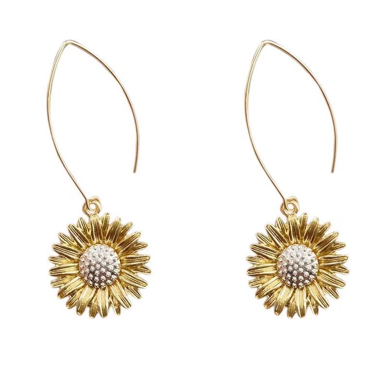vintage daisy sunflower Earrings Unusual for women Hanging zircon earrings hoop Stud korean Gothic jewelry
vintage daisy sunflower Earrings Unusual for women Hanging zircon earrings hoop Stud korean Gothic jewelry