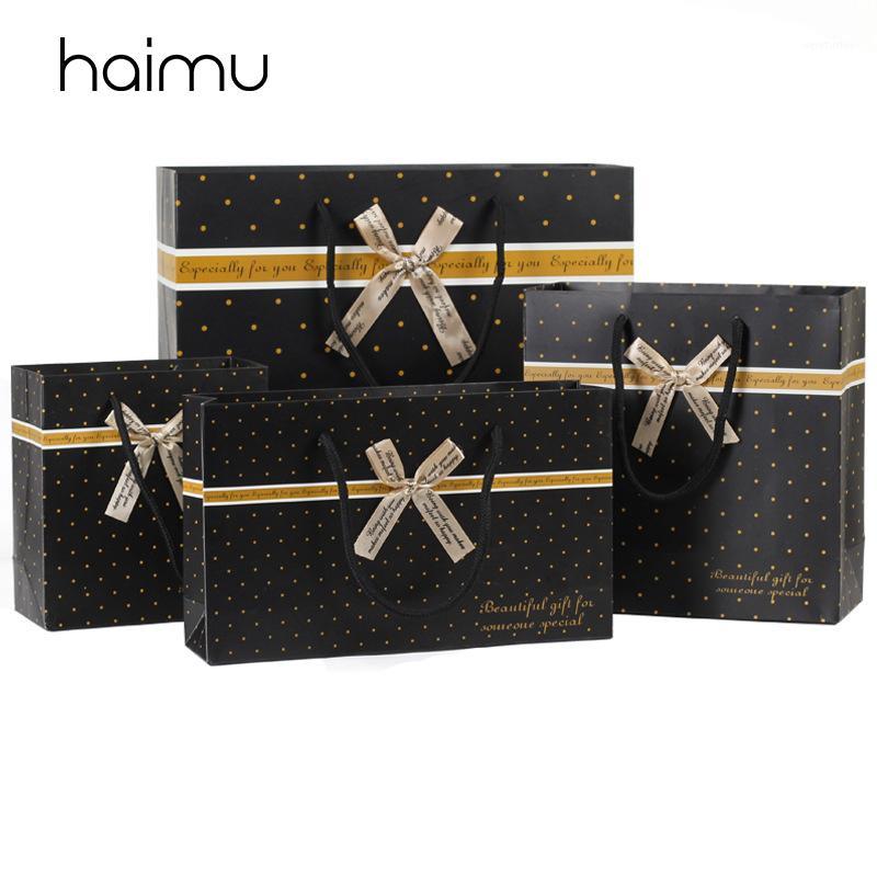 10pcs Classic Business Black Paper Bag Silk Scarf Case Matching Bag Birthday Party Favor Decorations for Supplies Bags1
10pcs Classic Business Black Paper Bag Silk Scarf Case Matching Bag Birthday Party Favor Decorations for Supplies Bags1