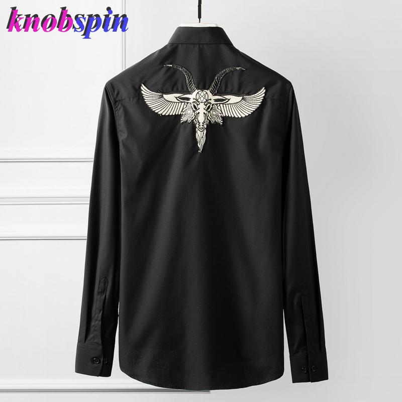 Brand Business male Social Shirt Top quality Cotton Slim fit Long sleeved Shirts men Back Antelope Head Embroidery Clothes male, Black
Brand Business male Social Shirt Top quality Cotton Slim fit Long sleeved Shirts men Back Antelope Head Embroidery Clothes male, Black