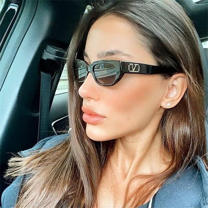 Sunglasses Vintage Ladies Small Square 2021 Women Narrow Frame Sun Glasses Retro Rectangle Eyewears Green Eyeglasses UV400
Sunglasses Vintage Ladies Small Square 2021 Women Narrow Frame Sun Glasses Retro Rectangle Eyewears Green Eyeglasses UV400