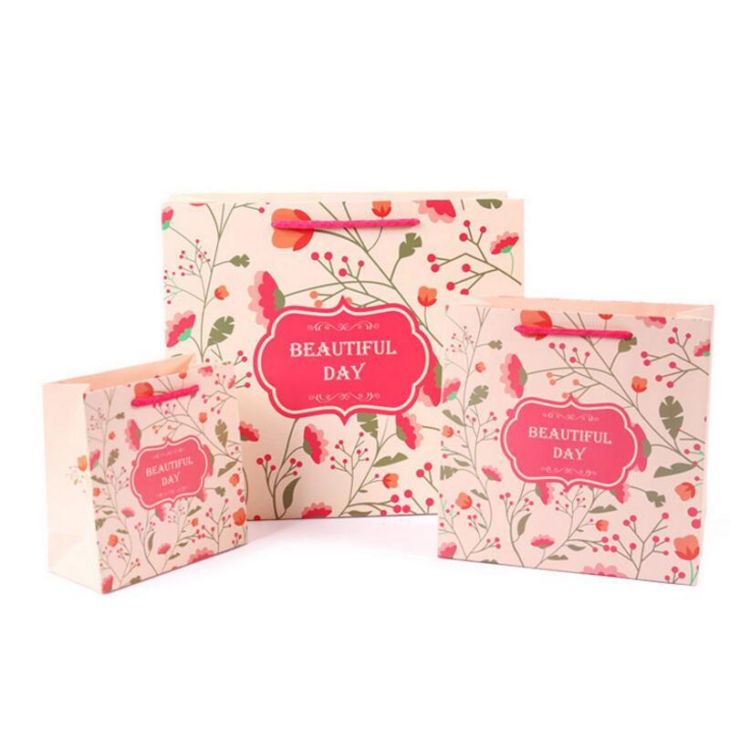 10pcs/lot Wedding Birthday Gift Candy Bags Event Party Supplies 14*7*15cm Color Flower Print Paper Cosmetic Shopping Bag
10pcs/lot Wedding Birthday Gift Candy Bags Event Party Supplies 14*7*15cm Color Flower Print Paper Cosmetic Shopping Bag