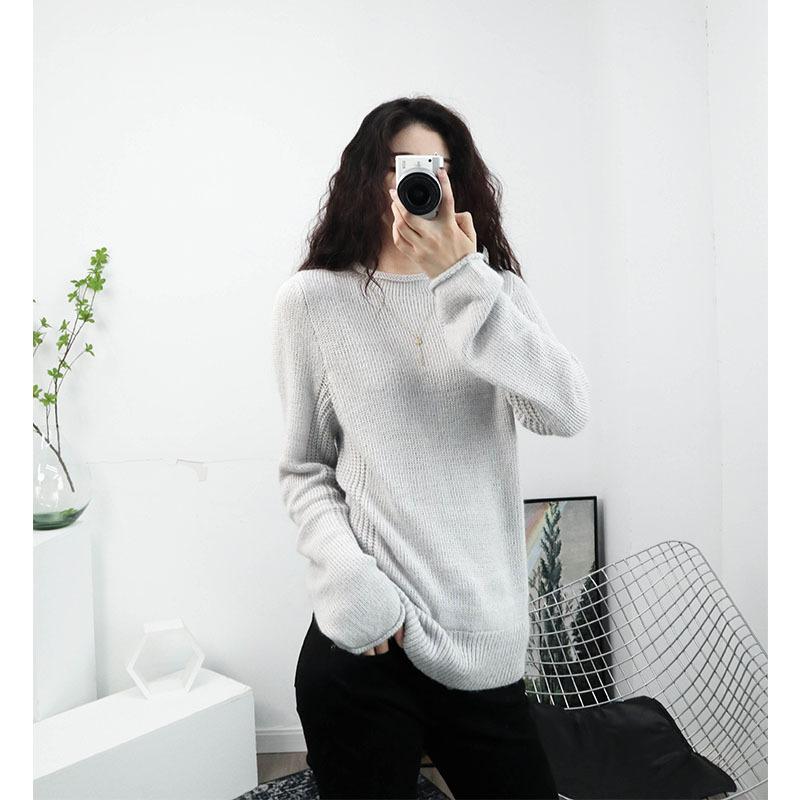 Women Sweater 2020 Autumn New Simple and Versatile Unbound Round Neck Long-sleeved Gray Knitted Sweater Women
Women Sweater 2020 Autumn New Simple and Versatile Unbound Round Neck Long-sleeved Gray Knitted Sweater Women
