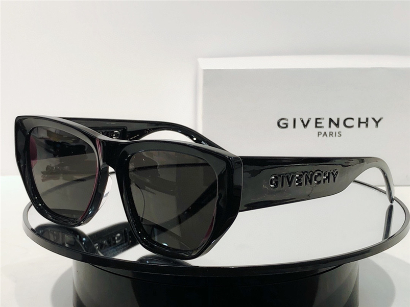 Sunglasses Fo rUnisex Summer 7202 Style Anti-Ultraviolet Retro Plate Full Oval Frame Fashion Eyeglasses Random Box
Sunglasses Fo rUnisex Summer 7202 Style Anti-Ultraviolet Retro Plate Full Oval Frame Fashion Eyeglasses Random Box
