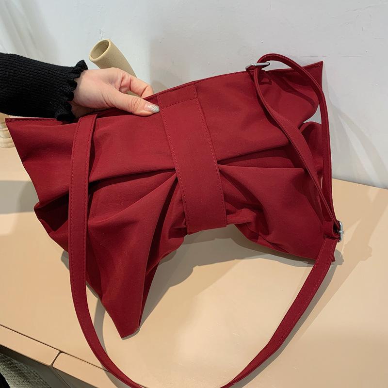 Evening Bags THREEPEAS Women Butterfly Style Luxury Designer Handbags For 2022 
Evening Bags THREEPEAS Women Butterfly Style Luxury Designer Handbags For 2022