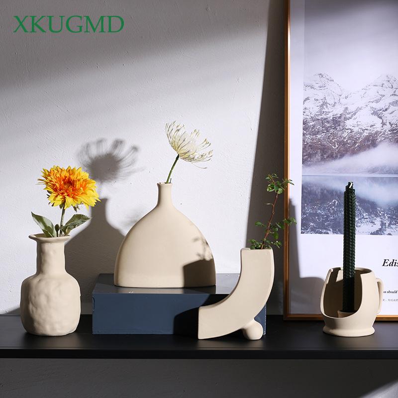 Hot Selling New Nordic Ceramic Creative Vase Crafts Balcony Flower Pot Dried Flower Arrangement Home Decoration Ornaments
Hot Selling New Nordic Ceramic Creative Vase Crafts Balcony Flower Pot Dried Flower Arrangement Home Decoration Ornaments
