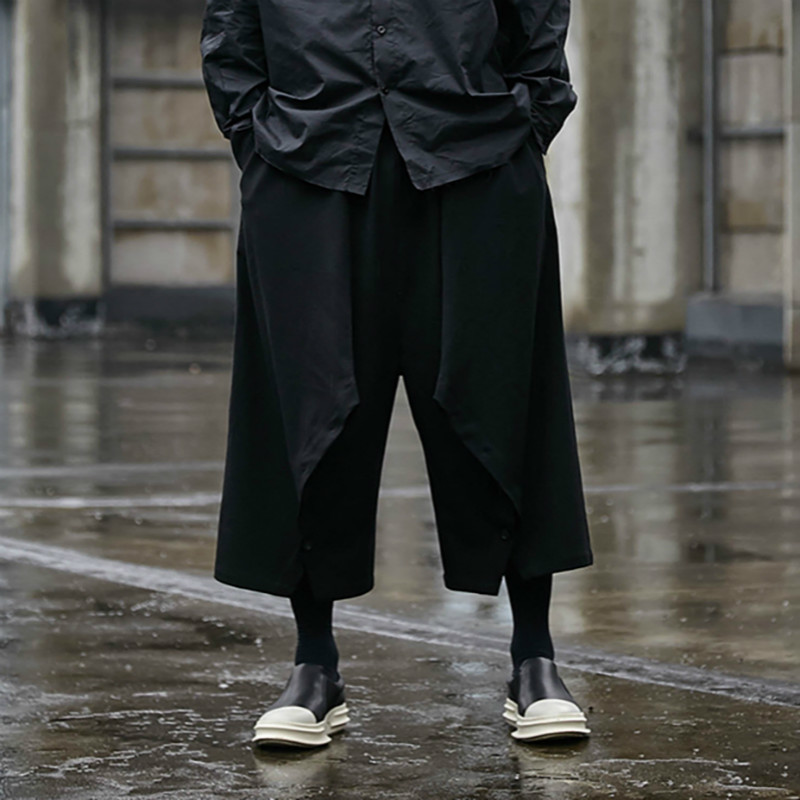 2020 Men False Unmarried Two Nine Wide Legs Get Out Trousers Personality Japanese Grife Irregular Pants Hip Hop Wqdp, Black.
2020 Men False Unmarried Two Nine Wide Legs Get Out Trousers Personality Japanese Grife Irregular Pants Hip Hop Wqdp, Black.