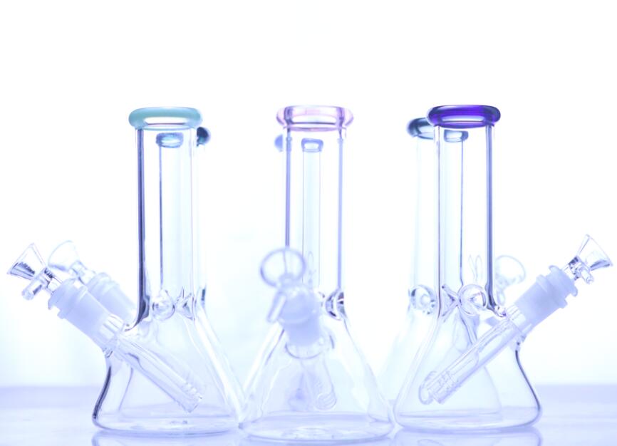 Quality classical glass bong beaker bongs water pipe oil rigs water pipes glass bubbler WITH big mouthpiece
Quality classical glass bong beaker bongs water pipe oil rigs water pipes glass bubbler WITH big mouthpiece