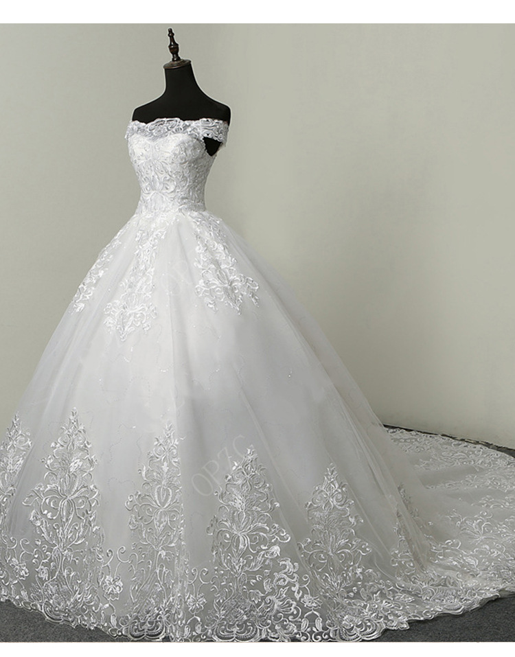 Elegant Bateau Neck Ivory Ball Gown Wedding Dresses Pattern Lace Appliques Off The Shoulder Long Train Tulle Wedding Gowns Western Country Chapel Brid