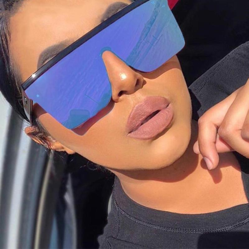 Sunglasses Women Oversized Square Flat Top Rivet Gradient Lens Sun Glasses Female Men Vintage Mirror Shades UV400
Sunglasses Women Oversized Square Flat Top Rivet Gradient Lens Sun Glasses Female Men Vintage Mirror Shades UV400