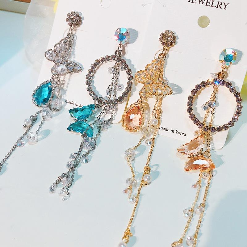 2020 New Sweet Asymmetry Shiny Rhinestone Butterfly Drop Earrings For Women Long Crystal Tassel Dangle Pendientes Jewelry
2020 New Sweet Asymmetry Shiny Rhinestone Butterfly Drop Earrings For Women Long Crystal Tassel Dangle Pendientes Jewelry