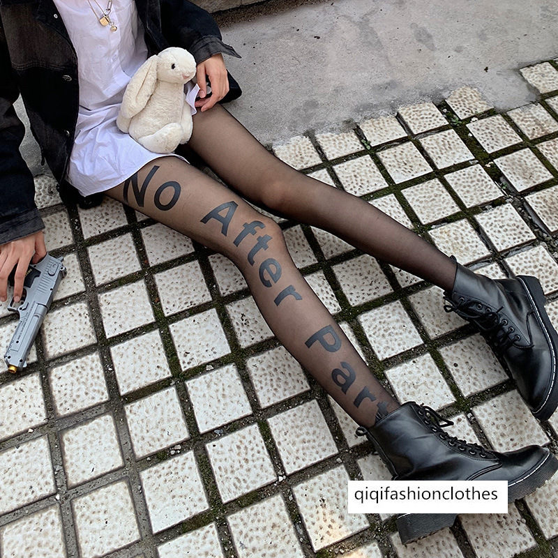 Black English letter silk stockings net red ins fashionable black silk pantyhose girl, No after party
Black English letter silk stockings net red ins fashionable black silk pantyhose girl, No after party