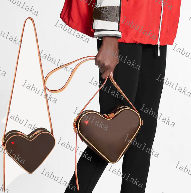 M57456 Shoulder Bags GAME ON COEUR Mini Desinger red heart handbag calf leather women canvas embossed crossbody evening shoulder bag purse
M57456 Shoulder Bags GAME ON COEUR Mini Desinger red heart handbag calf leather women canvas embossed crossbody evening shoulder bag purse