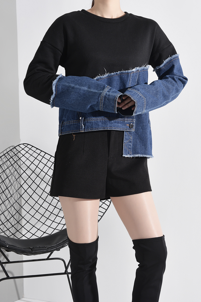 EAM Loose Fit Denim Burr Split Asymmetrical Sweatshirt New Round Neck Long Sleeve Women Big Size Fashion Spring LJ200808