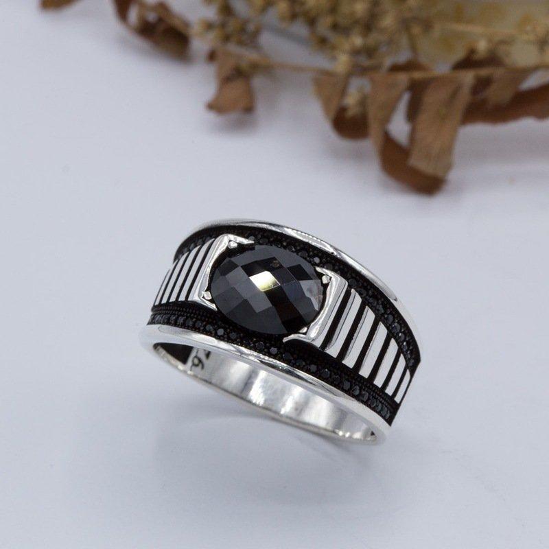 925 Sterling Black Onyx Stone Silver Ring Fashion Turkish Quality Handmade Jawelery
925 Sterling Black Onyx Stone Silver Ring Fashion Turkish Quality Handmade Jawelery