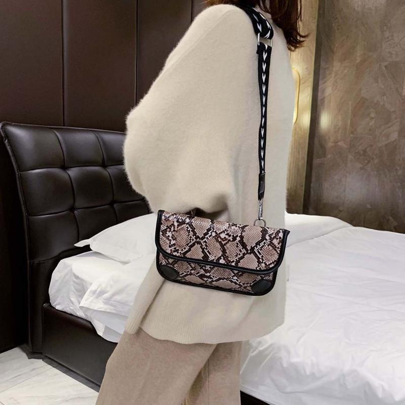 Vintage Women Shoulder Bags Wild Snake Printing Messenger Bags Large Capacity Pocket Waterproof Tote Bag Hasp Bag Bolsas Mujer, Brown
Vintage Women Shoulder Bags Wild Snake Printing Messenger Bags Large Capacity Pocket Waterproof Tote Bag Hasp Bag Bolsas Mujer, Brown
