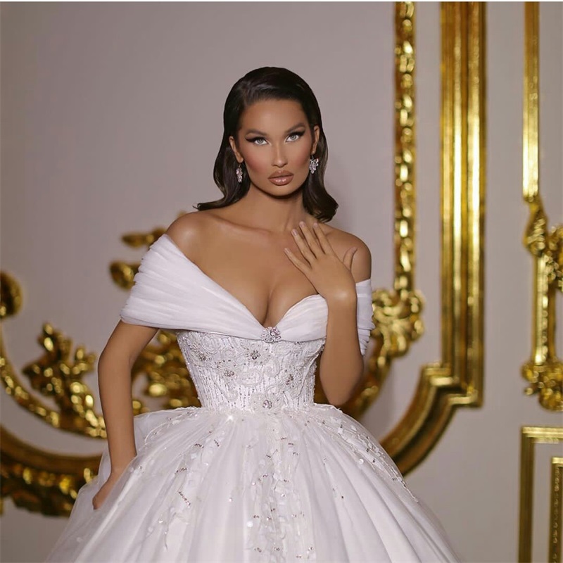 Amazing Wedding Dresses Off Shoulder Beads Crystal Appliqued Lace Edge Bridal Gowns Custom Made Sweep Train Vestidos De Novia Hot Sale