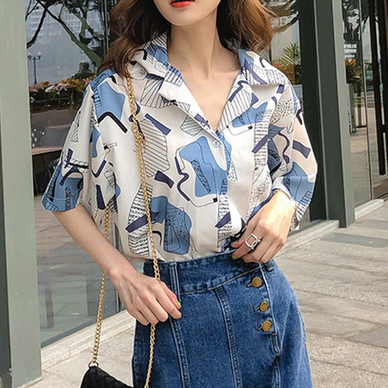 Harajuku Women Blouse and Tops Vintage Printed Korean Short Sleeve Casual blusas female lady shirts, Blue 
Harajuku Women Blouse and Tops Vintage Printed Korean Short Sleeve Casual blusas female lady shirts, Blue
