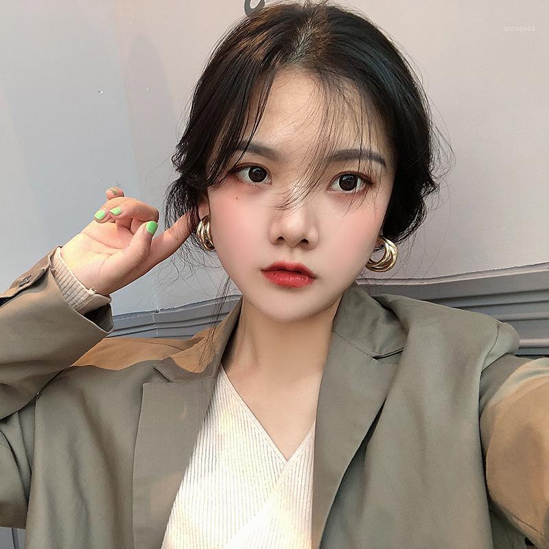 Stud Korean Metal Simple Big Hoop Erarings For Women Geometry Gold Silver Colour Cute Earring Fashion Jewelry 2021 Wholesale1
Stud Korean Metal Simple Big Hoop Erarings For Women Geometry Gold Silver Colour Cute Earring Fashion Jewelry 2021 Wholesale1