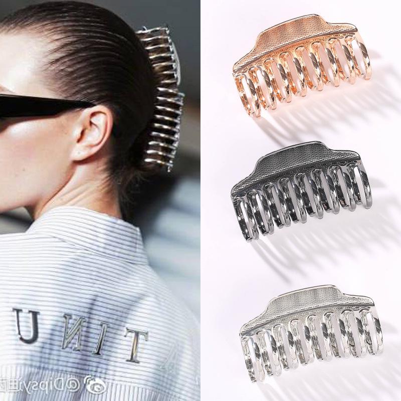 8.2cm Large Size Hair Geometric Hairpins Women Hair Accessories Solid Color Crab Retro Moon Shape Clips
8.2cm Large Size Hair Geometric Hairpins Women Hair Accessories Solid Color Crab Retro Moon Shape Clips