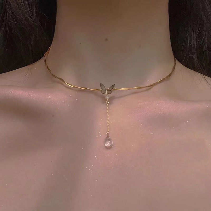 Gold Color Kpop Butterfly Choker Necklaces Women Waterdrop Pendant Necklaces 2020 New Fashion Korean Jewelry
Gold Color Kpop Butterfly Choker Necklaces Women Waterdrop Pendant Necklaces 2020 New Fashion Korean Jewelry